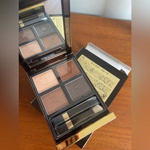 Tom Ford eyeshadow palette 02 Cognac Sable discontinued